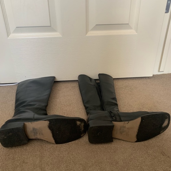 Black tall riding boot - Picture 2 of 5